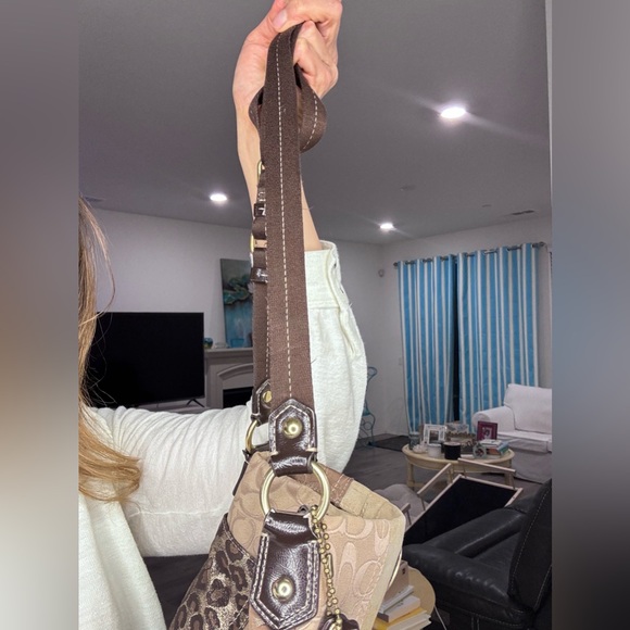 Coach Signature Patchwork STUDDED Demi File Bag crossbody style 20348 - Picture 12 of 17